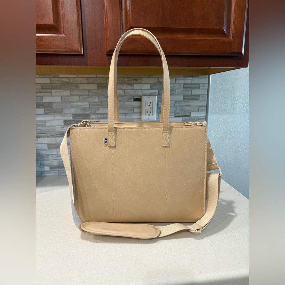 LIKE NEW BEIS WORK TOTE